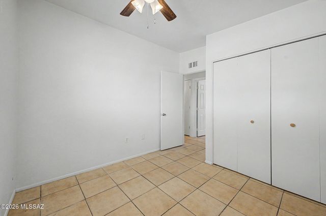7460 N Oldfather Drive, Tucson, AZ 85741