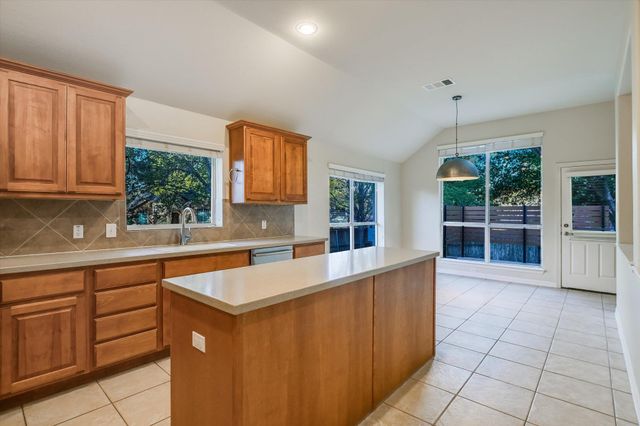 2300 Village View LOOP, Pflugerville, TX 78660