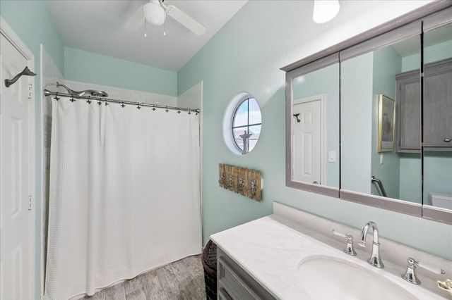 33 N Flamingo Street, La Marque, TX 77568