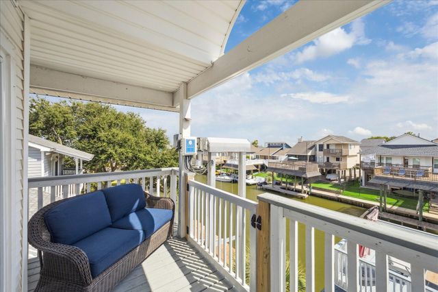 33 N Flamingo Street, La Marque, TX 77568