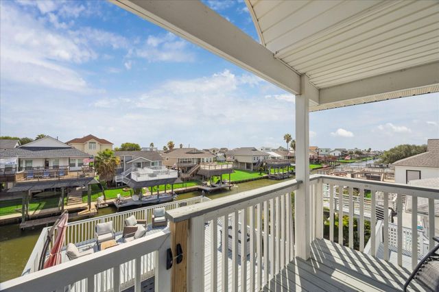 33 N Flamingo Street, La Marque, TX 77568