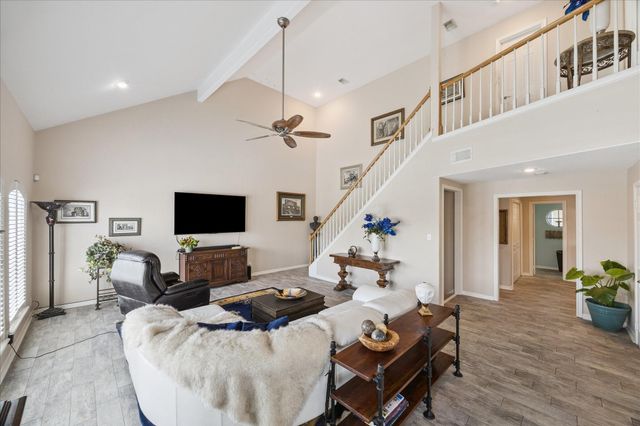 33 N Flamingo Street, La Marque, TX 77568