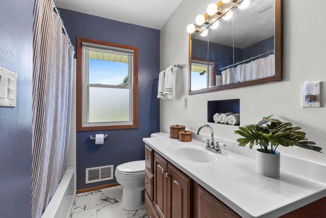 8506 N 51st STREET, Brown Deer, WI 53223