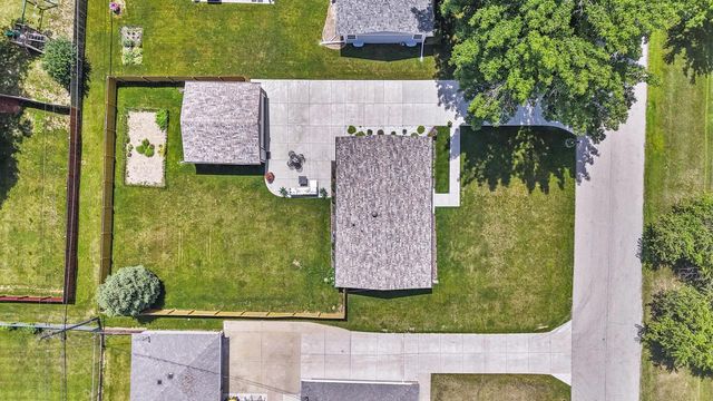 8506 N 51st STREET, Brown Deer, WI 53223