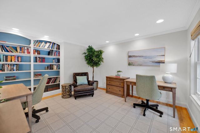 12 The Glade, Simsbury, CT 06070