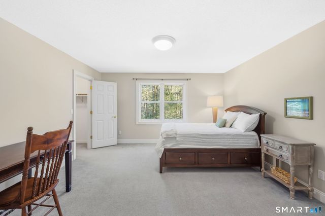 12 The Glade, Simsbury, CT 06070