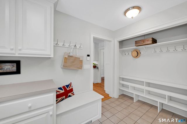 12 The Glade, Simsbury, CT 06070