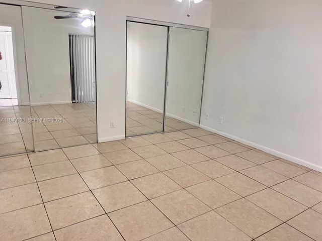 1802 Waterview Cir 1802, Palm Springs, FL 33461