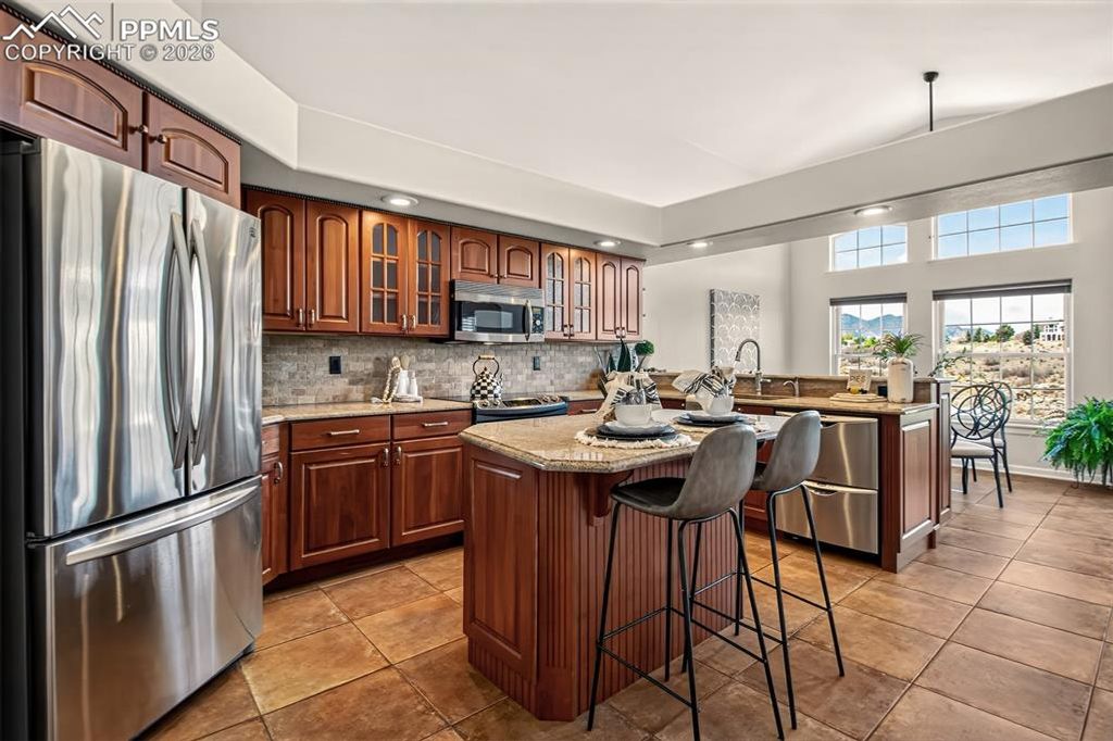 Image 14 of property listing at 5150 Vista Del Norte Point, Colorado Springs, CO 80919