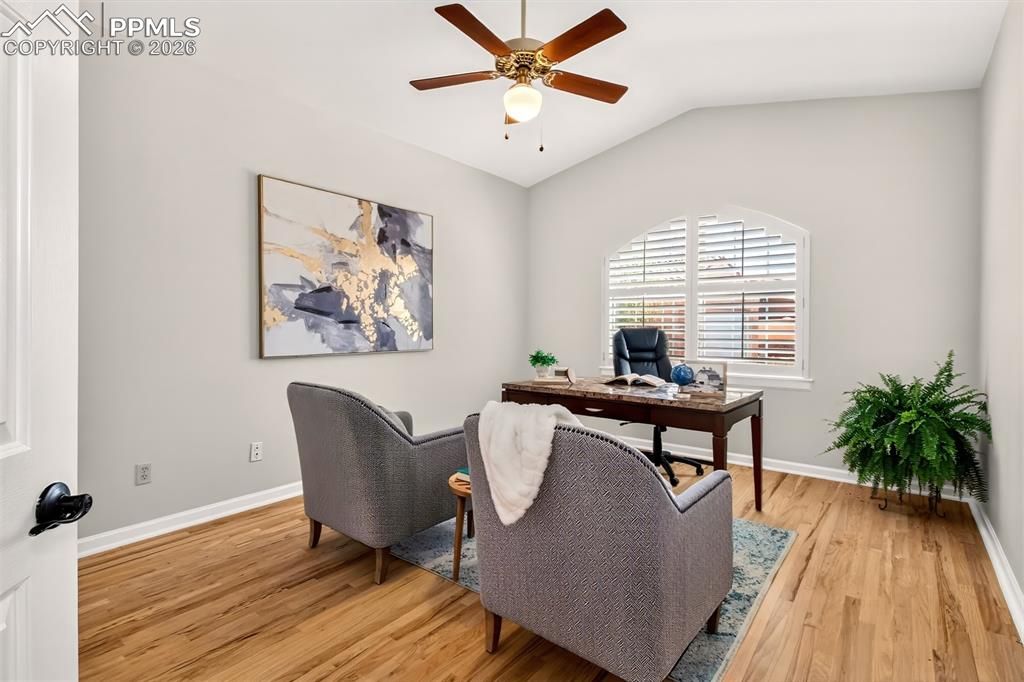 Image 3 of property listing at 5150 Vista Del Norte Point, Colorado Springs, CO 80919