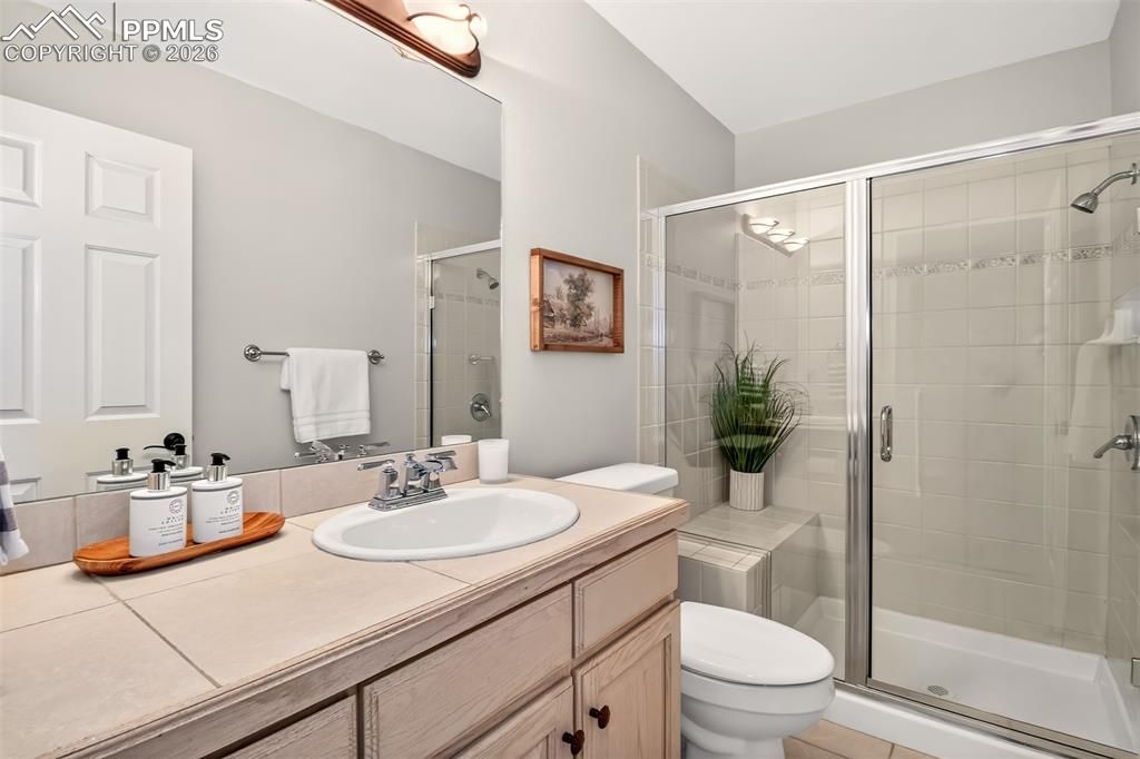 Image 5 of property listing at 5150 Vista Del Norte Point, Colorado Springs, CO 80919