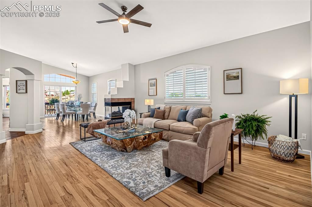 Image 6 of property listing at 5150 Vista Del Norte Point, Colorado Springs, CO 80919