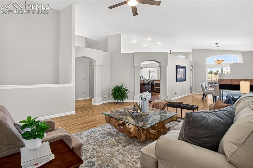 Image 7 of property listing at 5150 Vista Del Norte Point, Colorado Springs, CO 80919