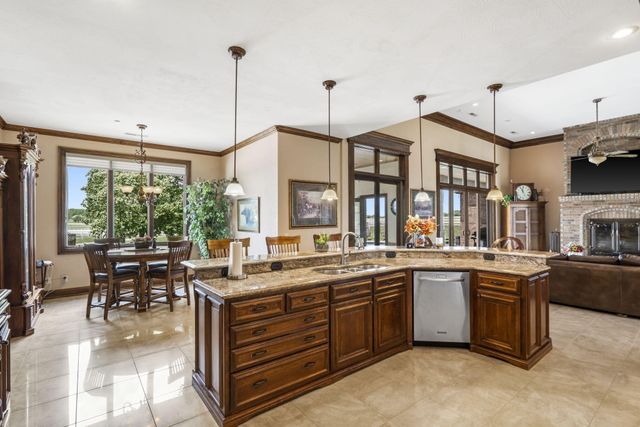 3731 S Farm Road 219, Rogersville, MO 65742