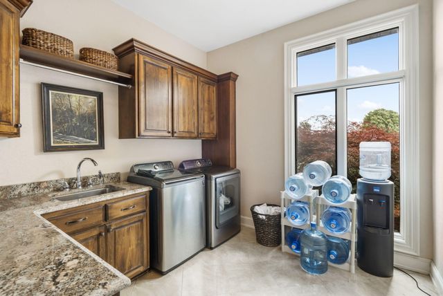 3731 S Farm Road 219, Rogersville, MO 65742