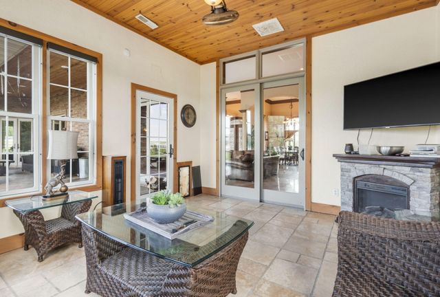 3731 S Farm Road 219, Rogersville, MO 65742