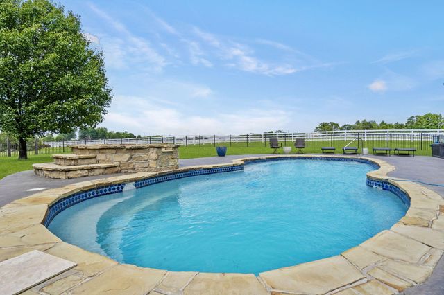 3731 S Farm Road 219, Rogersville, MO 65742