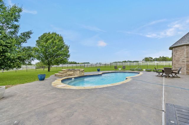 3731 S Farm Road 219, Rogersville, MO 65742