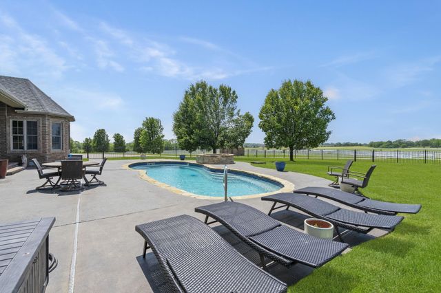 3731 S Farm Road 219, Rogersville, MO 65742