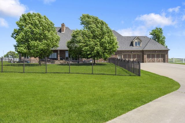 3731 S Farm Road 219, Rogersville, MO 65742