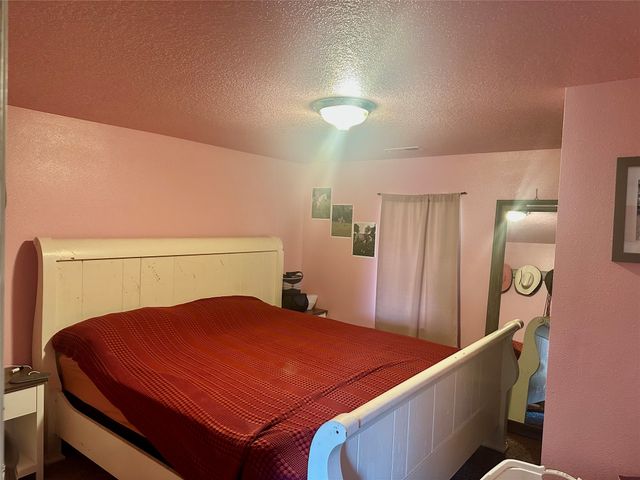 516 W Summit Street, Winterset, IA 50273