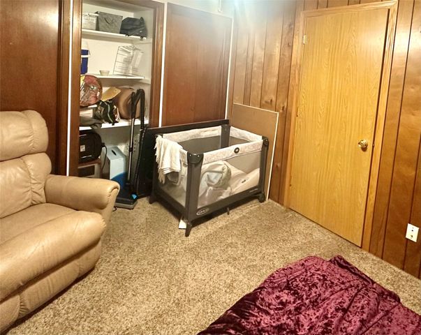516 W Summit Street, Winterset, IA 50273