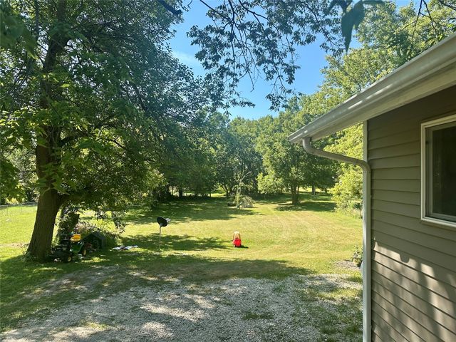 516 W Summit Street, Winterset, IA 50273
