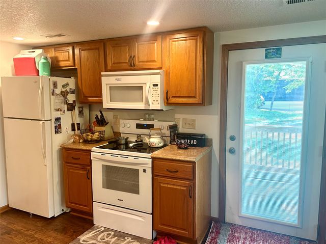 516 W Summit Street, Winterset, IA 50273