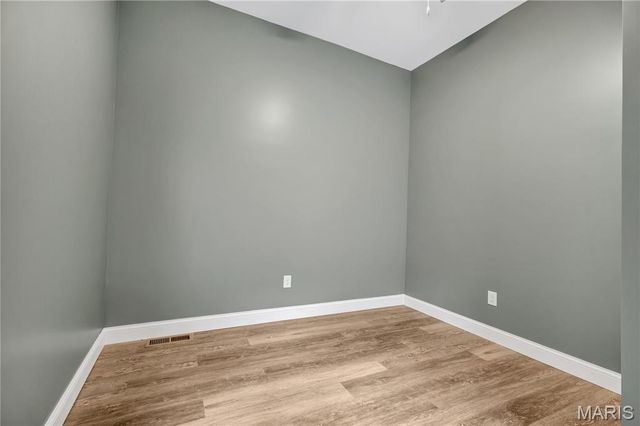 3831 Oregon Avenue, St Louis, MO 63118