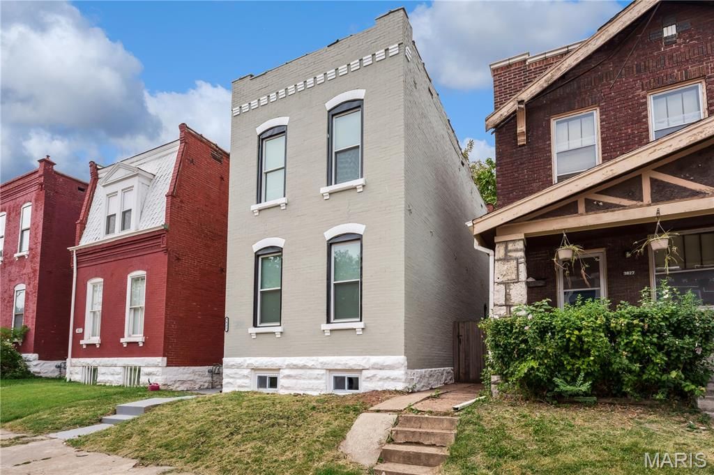 3831 Oregon Avenue, St Louis, MO 63118