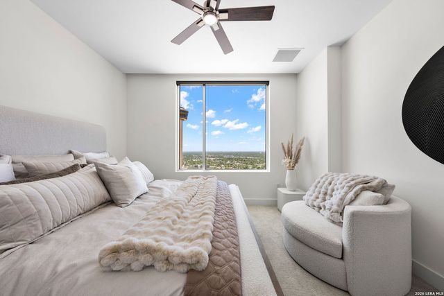 610 E Market St Unit 3115, San Antonio, TX 78205