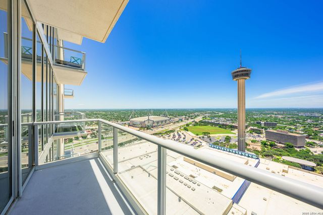 610 E Market St Unit 3115, San Antonio, TX 78205