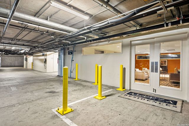 610 E Market St Unit 3115, San Antonio, TX 78205