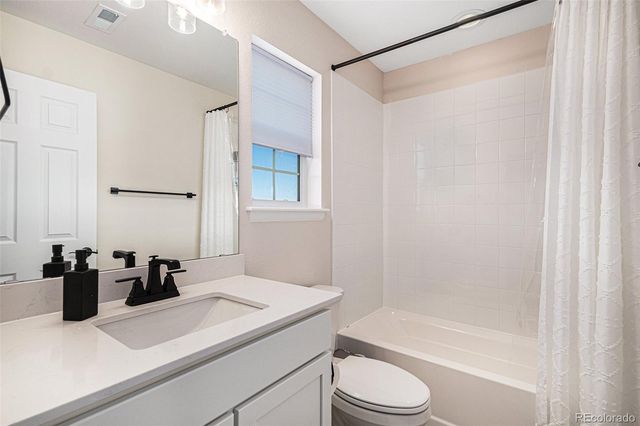 7338 S Yantley Way, Aurora, CO 80016