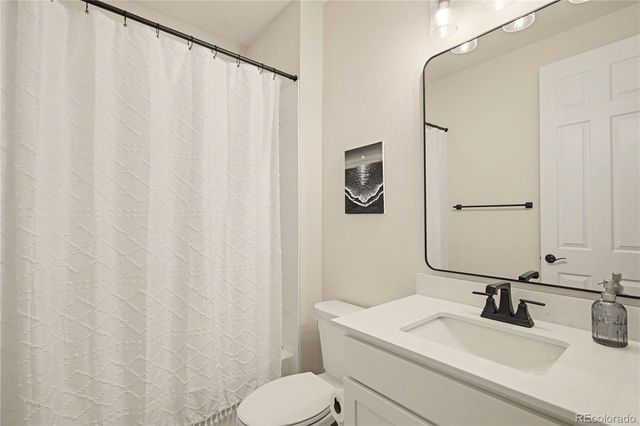 7338 S Yantley Way, Aurora, CO 80016