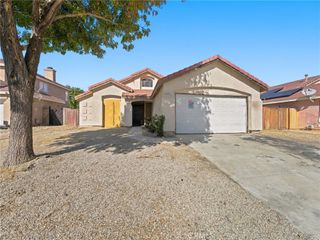 44251 Tahoe Way, Lancaster, CA 93536