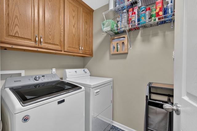 27 Ridgeline Dr, Fayetteville, TN 37334