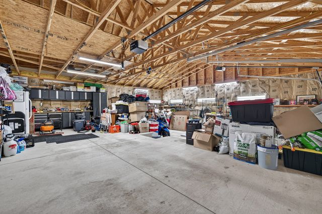 27 Ridgeline Dr, Fayetteville, TN 37334