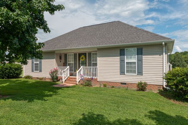 27 Ridgeline Dr, Fayetteville, TN 37334
