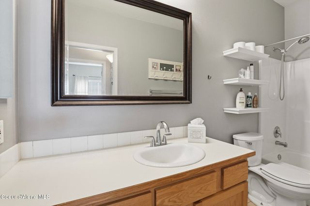 10957 N DANIELLE RD, Hayden, ID 83835