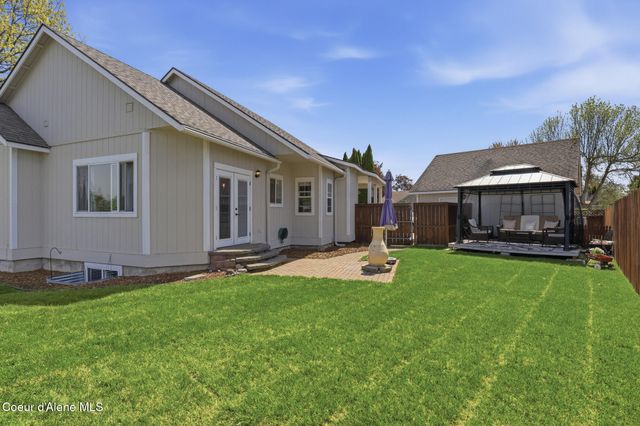 10957 N DANIELLE RD, Hayden, ID 83835