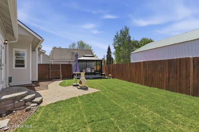 10957 N DANIELLE RD, Hayden, ID 83835