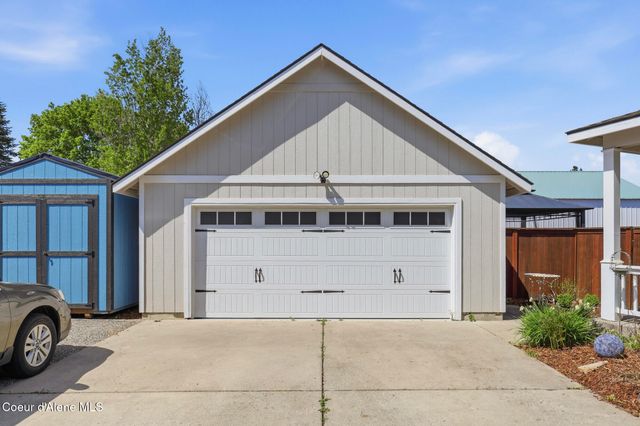 10957 N DANIELLE RD, Hayden, ID 83835
