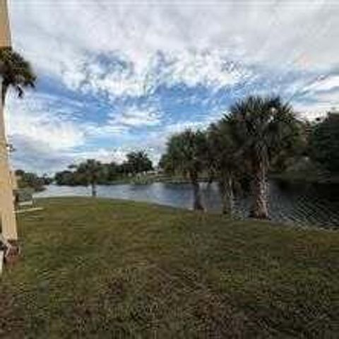 8465 Sunrise Lakes Boulevard 106, Sunrise, FL 33322