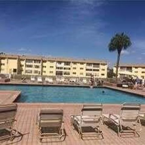 8465 Sunrise Lakes Boulevard 106, Sunrise, FL 33322