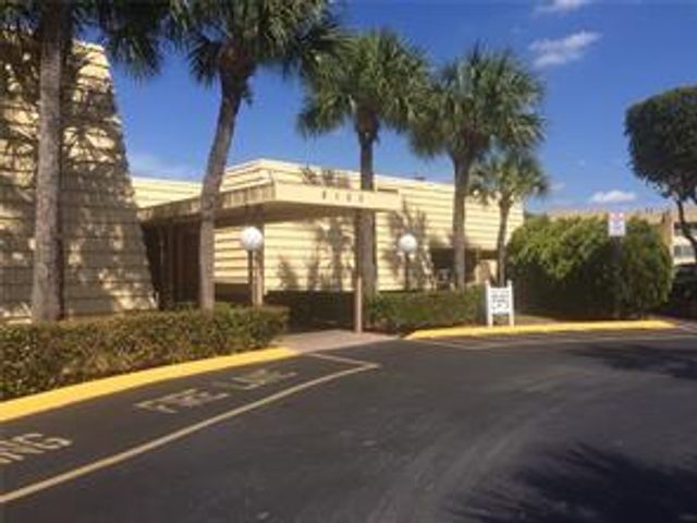 8465 Sunrise Lakes Boulevard 106, Sunrise, FL 33322