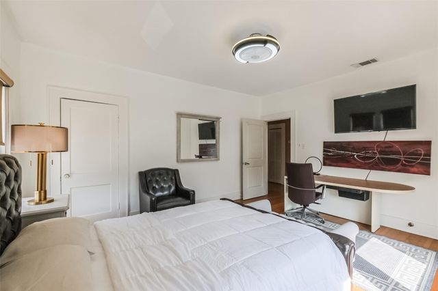 1716 Richmond Avenue 2, Houston, TX 77098