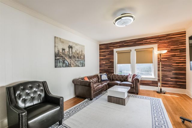 1716 Richmond Avenue 2, Houston, TX 77098