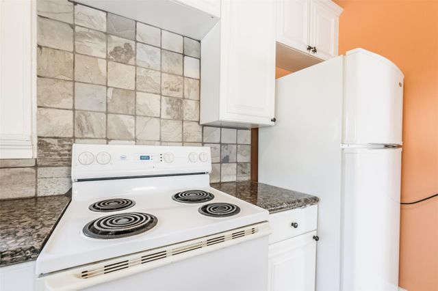 1716 Richmond Avenue 2, Houston, TX 77098