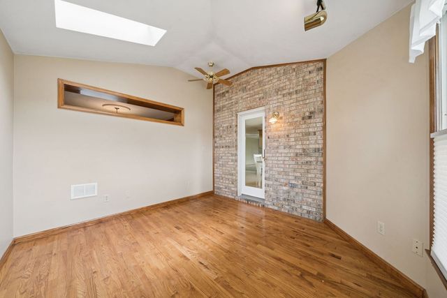 577 Agnes STREET, Hempfield Twp, PA 15601
